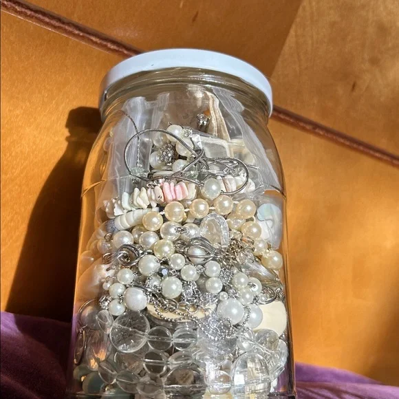 Huge mystery jar of mermaid themed jewelry 🧜‍♀️ - Picture 4 of 8